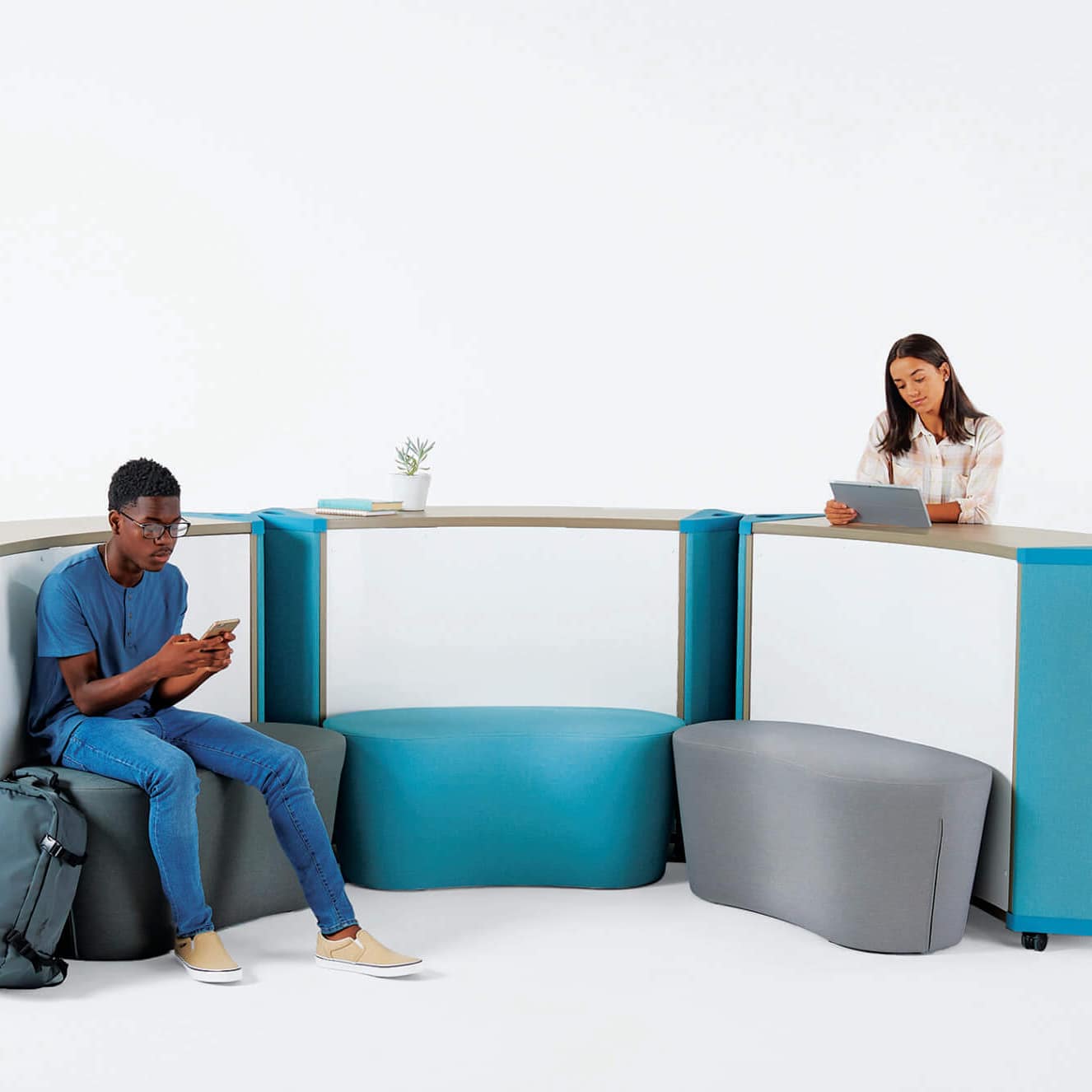 Flowform Curved Storage | Smith System®