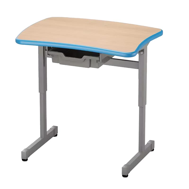 Silhouette Curve Desk